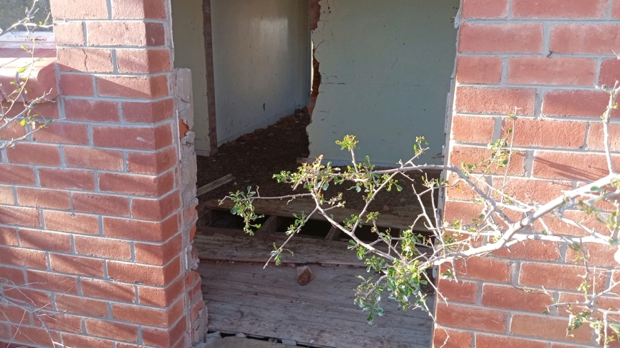 2 Bedroom Property for Sale in Aberdeen Eastern Cape